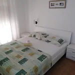 Nina Апартаменты