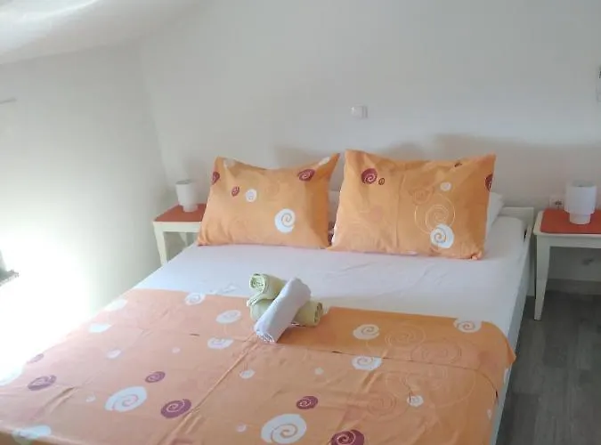 Nina Apartament