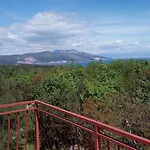 Διαμέρισμα Nina Ravni