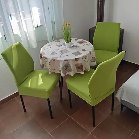 Nina Apartment *