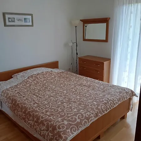 Apartament Nina Ravni