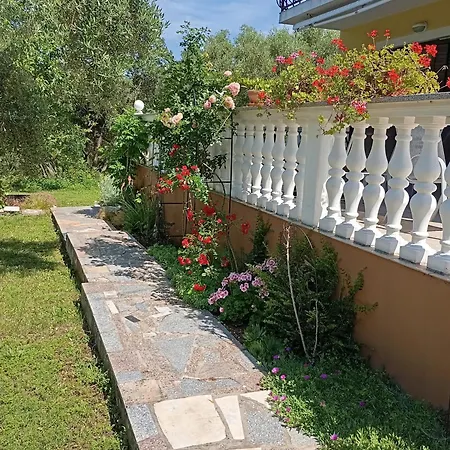 Apartament Nina Ravni
