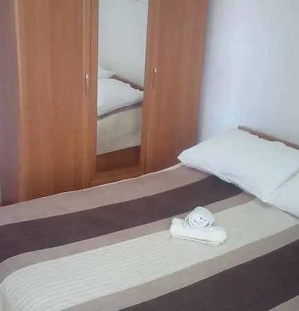 Apartament Nina Ravni