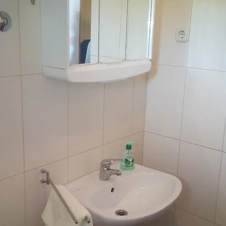 Apartment Nina Ravni