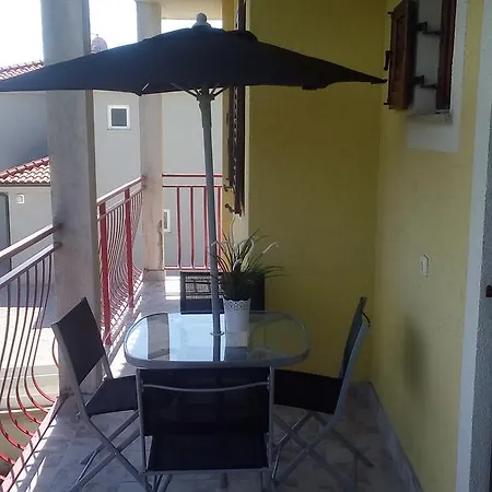 Nina Apartment *